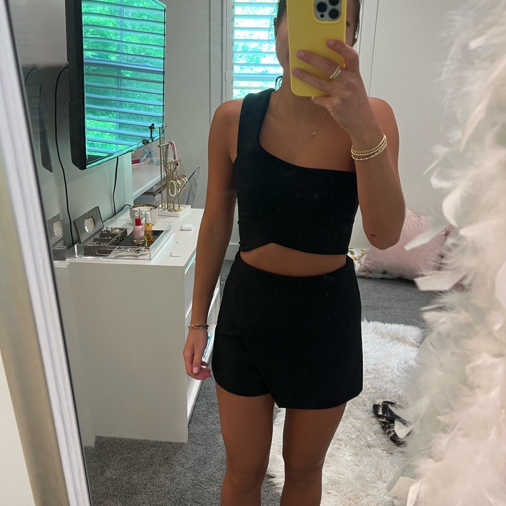 Zara set